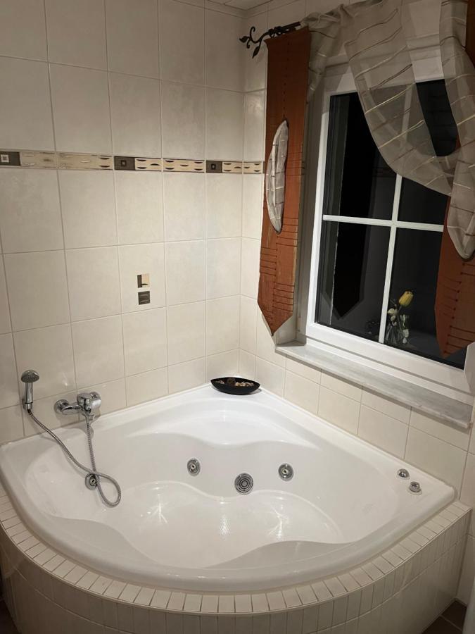 Ferienwohnung Koerber Goessweinstein Ngoại thất bức ảnh